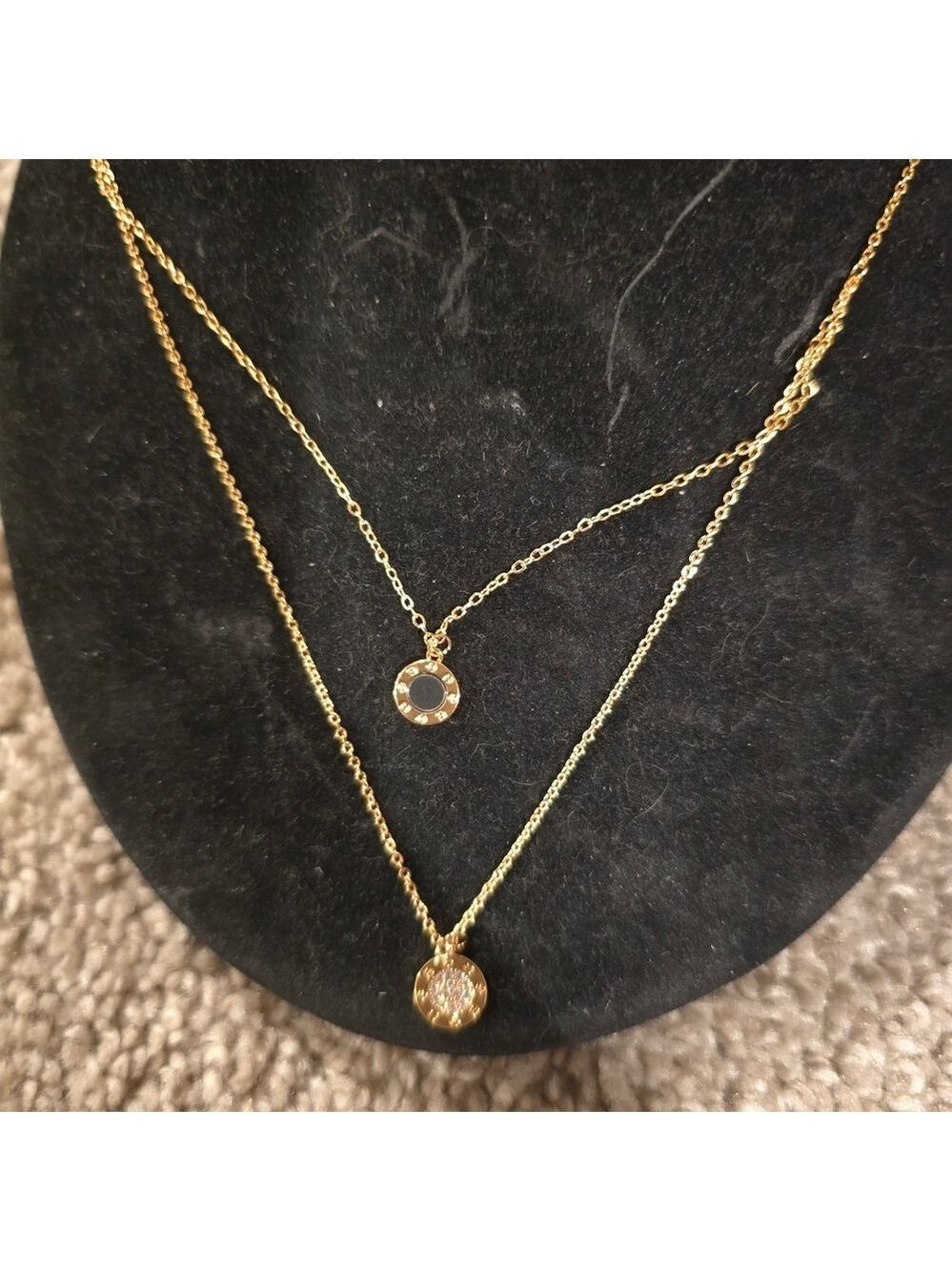 Chic Gold Double Layer Necklace - Picture 4 of 8